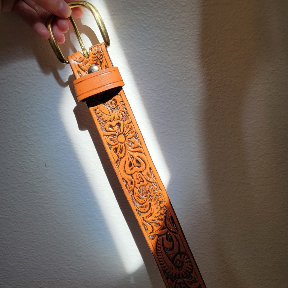 Leather belt